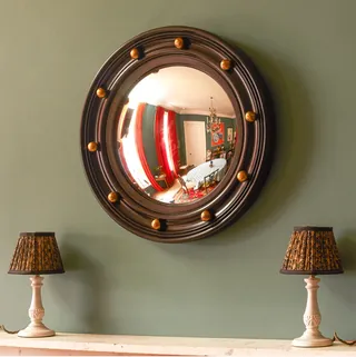lauren mirror.png