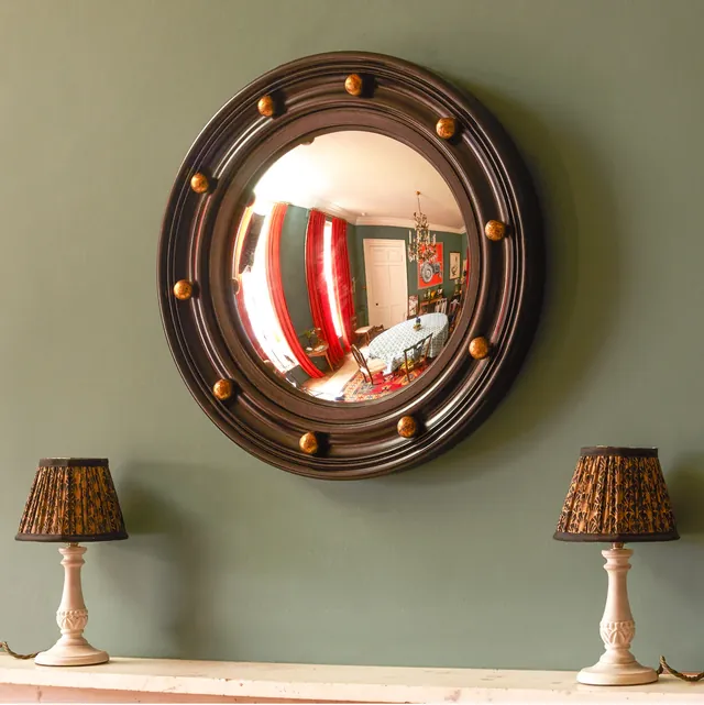 Lauren Mirror in GB